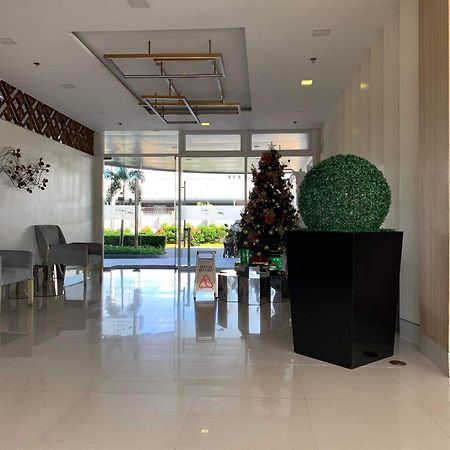 Las Piñas South Residences מראה חיצוני תמונה